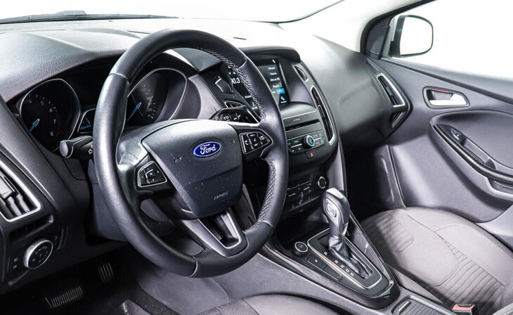 Ford Focus - Фото 10
