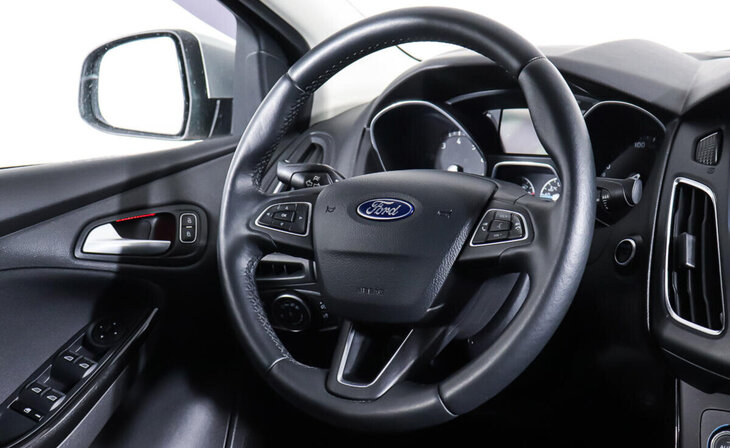 Ford Focus - Фото 11