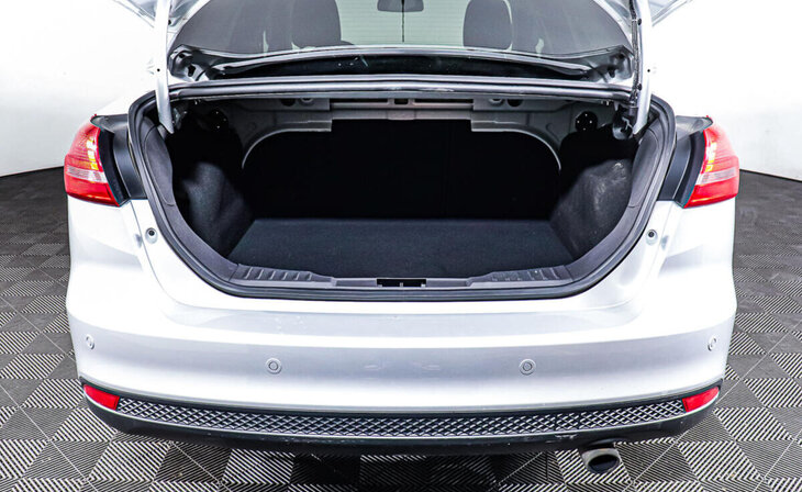 Ford Focus - Фото 16