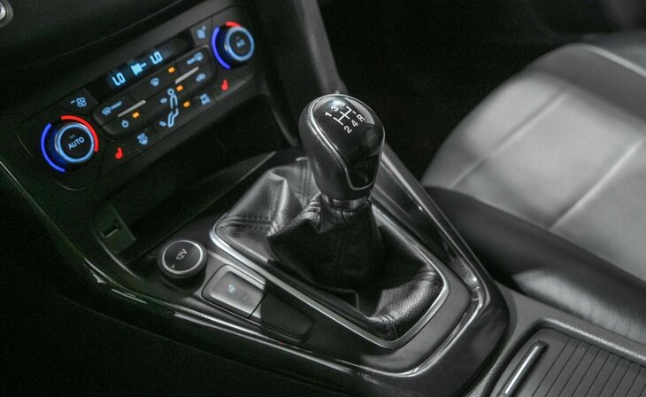 Ford Focus - Фото 11
