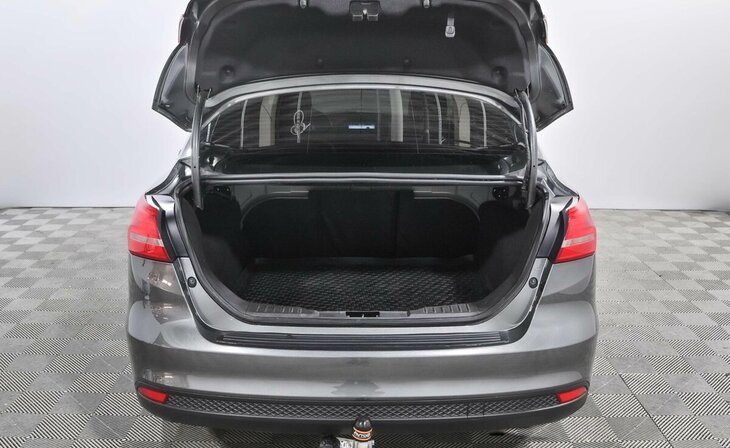 Ford Focus - Фото 15