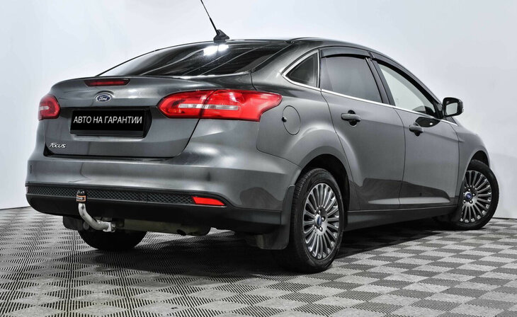 Ford Focus - Фото 4