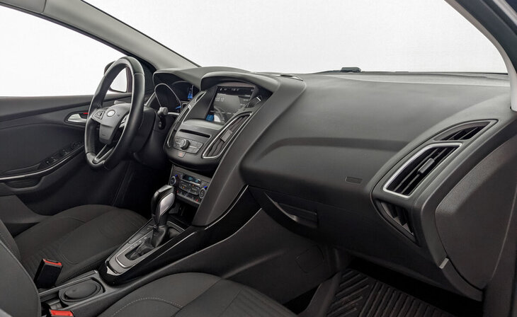 Ford Focus - Фото 11