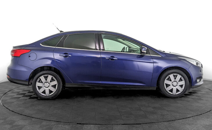 Ford Focus - Фото 3