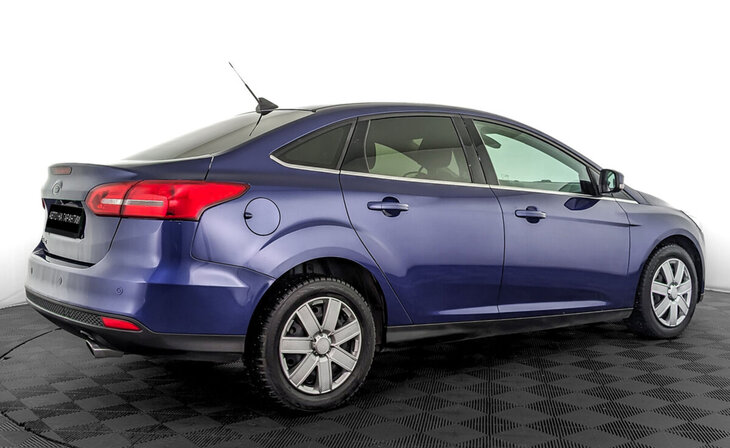 Ford Focus - Фото 4