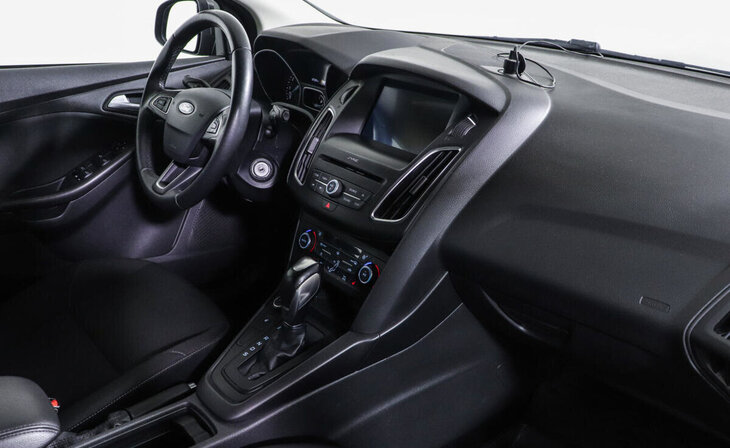 Ford Focus - Фото 4