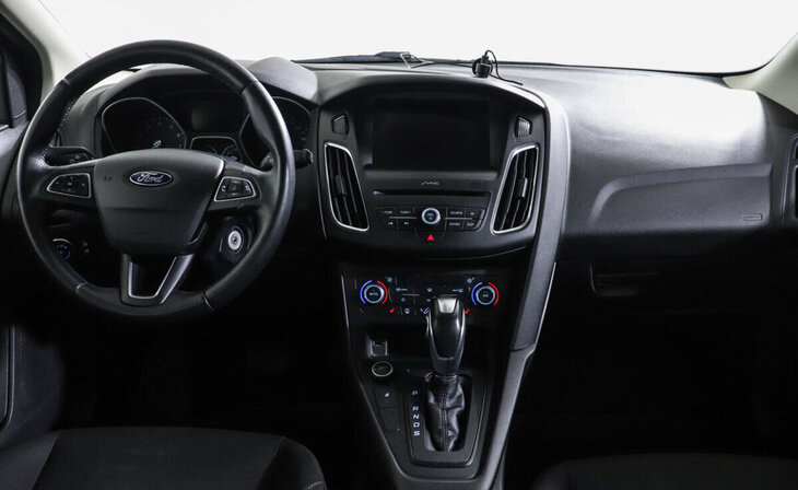 Ford Focus - Фото 5
