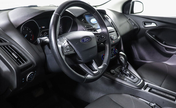 Ford Focus - Фото 6