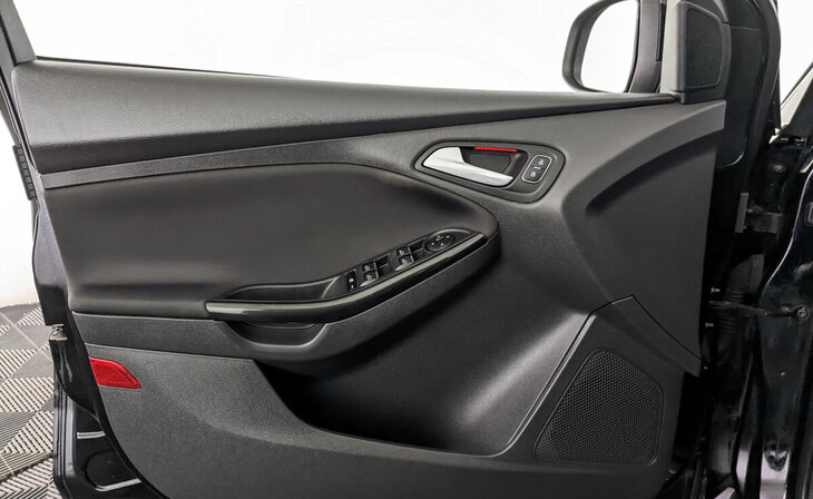 Ford Focus - Фото 18