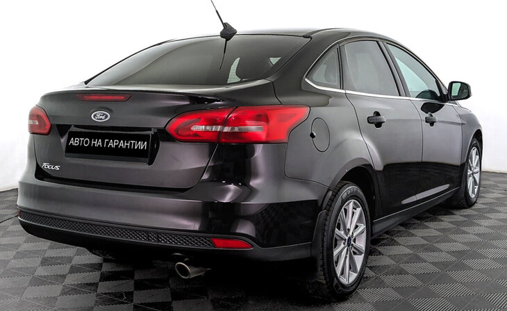 Ford Focus - Фото 4