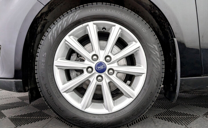 Ford Focus - Фото 8