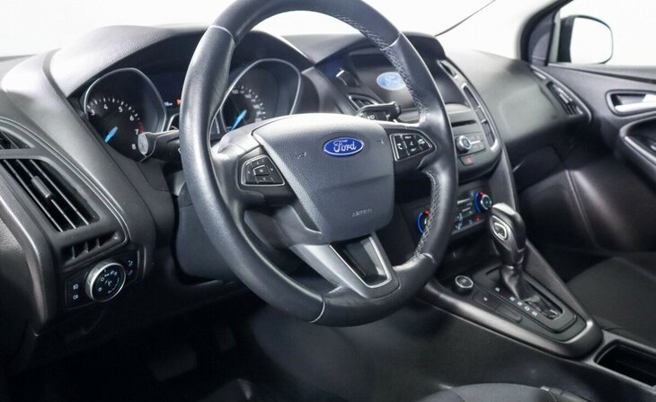 Ford Focus - Фото 10