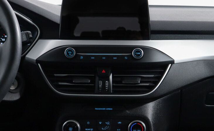 Ford Focus - Фото 9