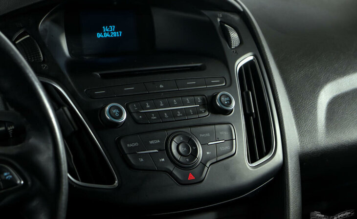 Ford Focus - Фото 11