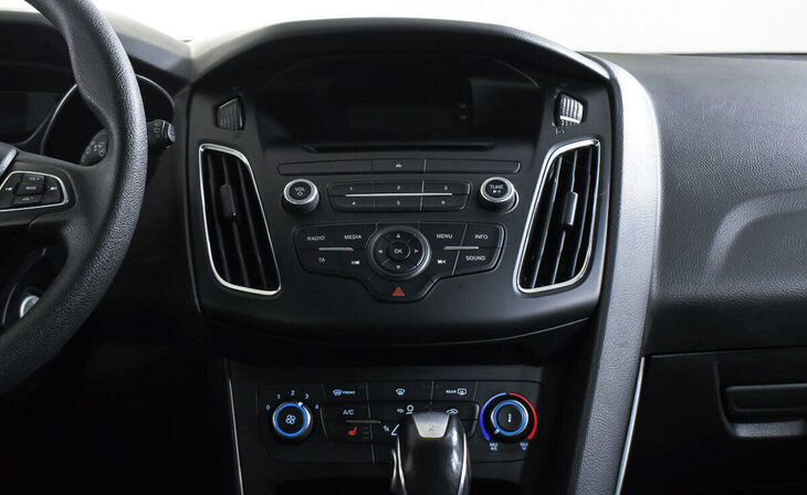 Ford Focus - Фото 11