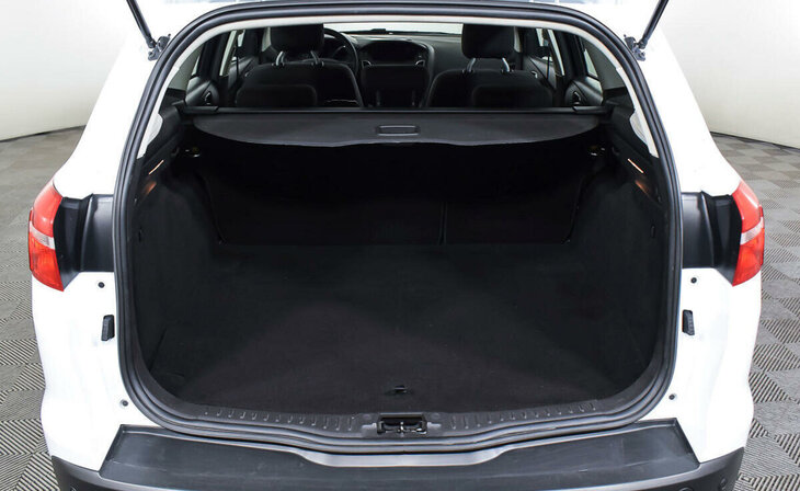 Ford Focus - Фото 16