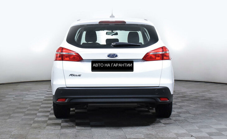Ford Focus - Фото 5