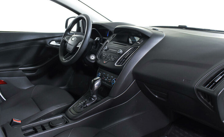 Ford Focus - Фото 8