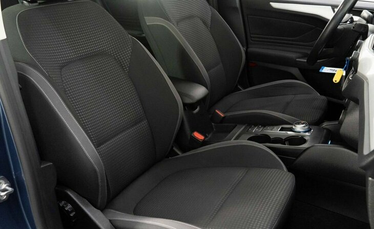 Ford Focus - Фото 9