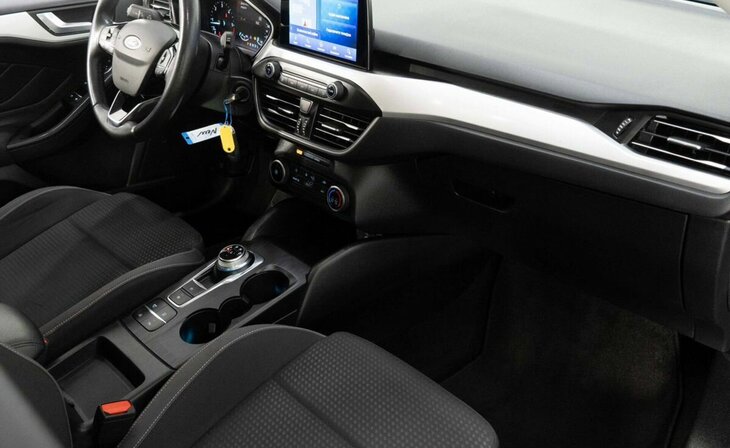Ford Focus - Фото 10