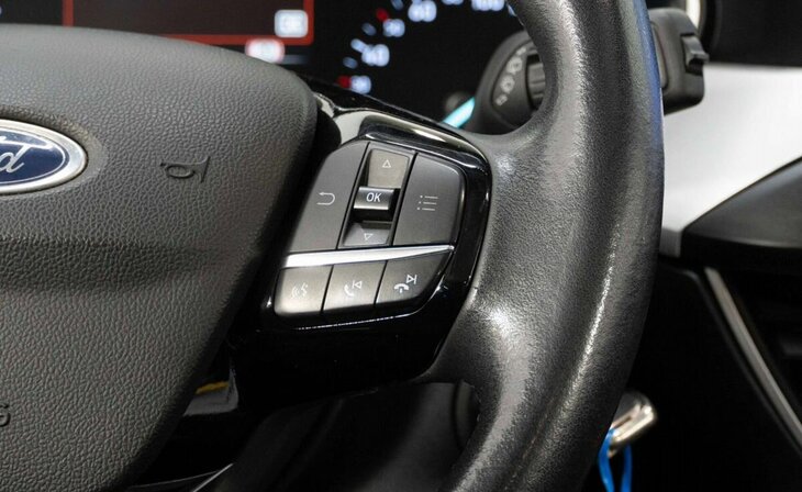 Ford Focus - Фото 14