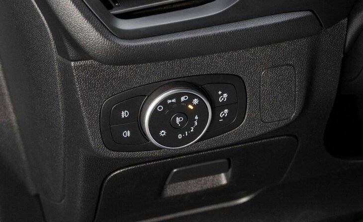 Ford Focus - Фото 15