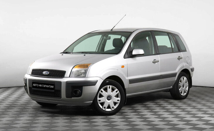 Ford Fusion - Фото 0