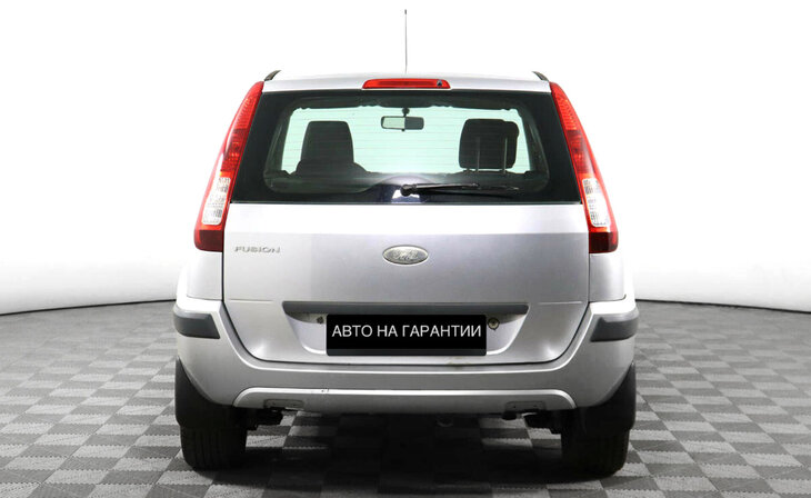 Ford Fusion - Фото 3