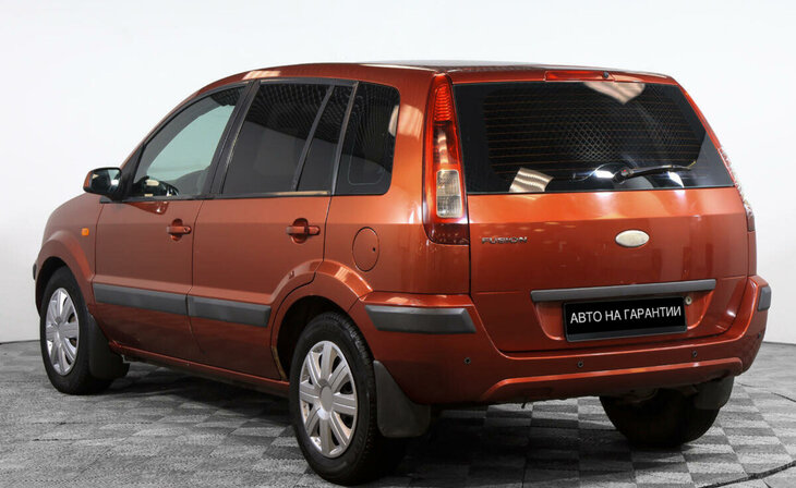 Ford Fusion - Фото 4