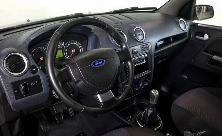 Ford Fusion - Фото 8