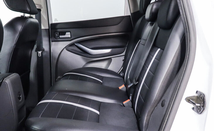 Ford Kuga - Фото 10