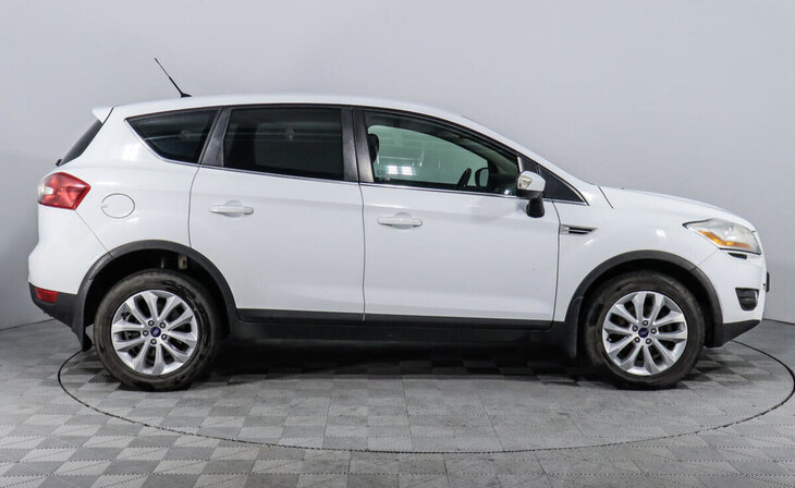 Ford Kuga - Фото 3