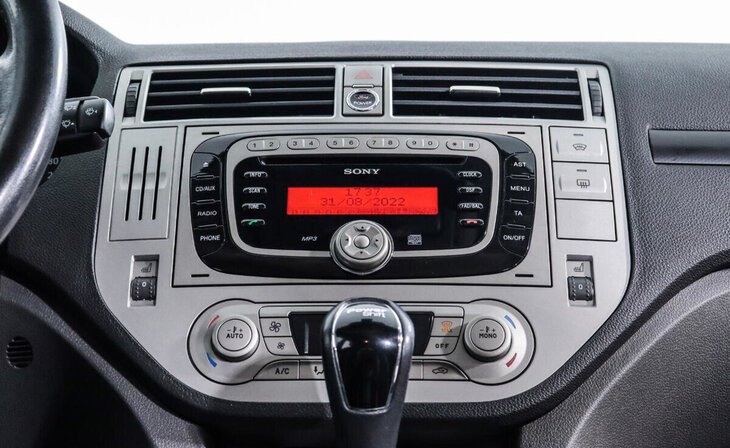 Ford Kuga - Фото 7