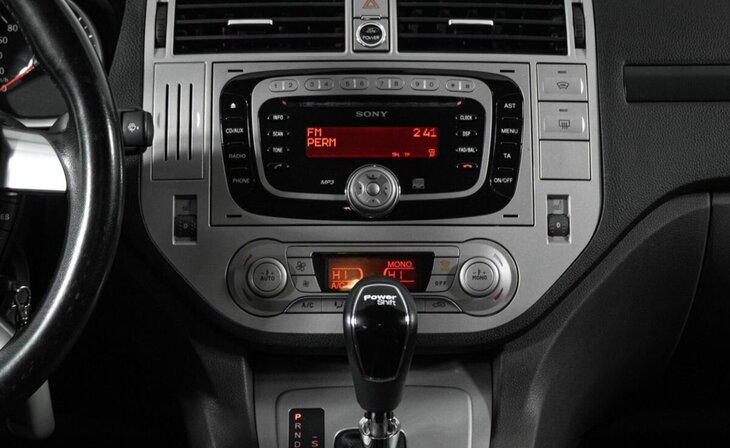 Ford Kuga - Фото 13