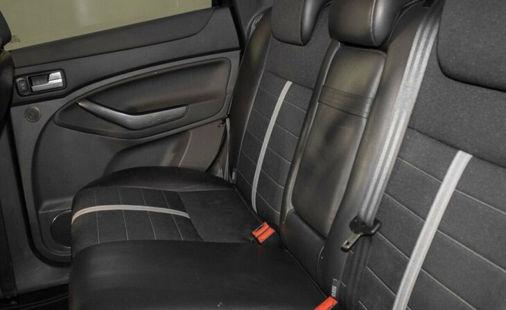 Ford Kuga - Фото 19