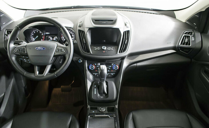 Ford Kuga - Фото 9