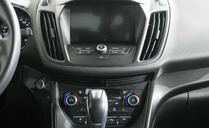 Ford Kuga - Фото 12