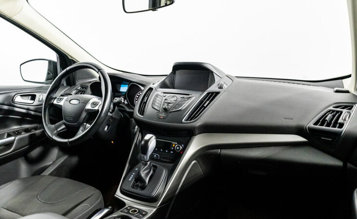 Ford Kuga - Фото 4