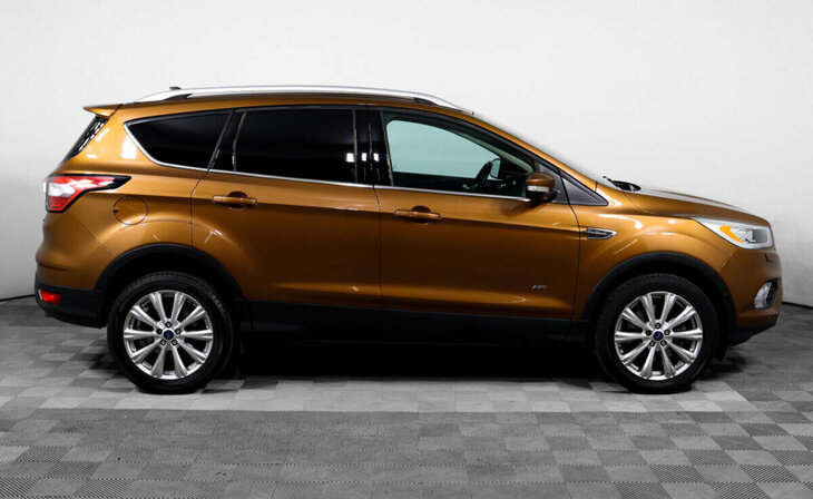 Ford Kuga - Фото 3