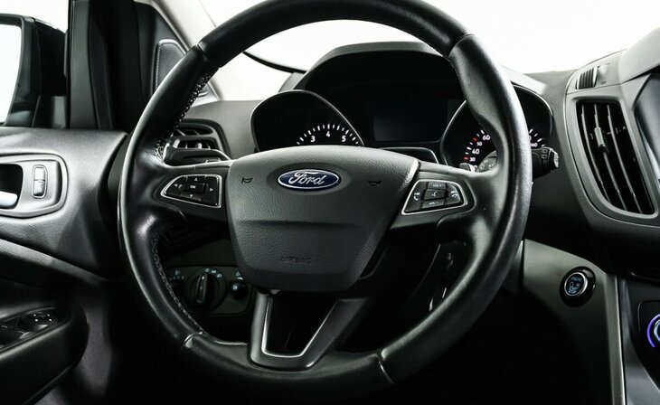 Ford Kuga - Фото 12