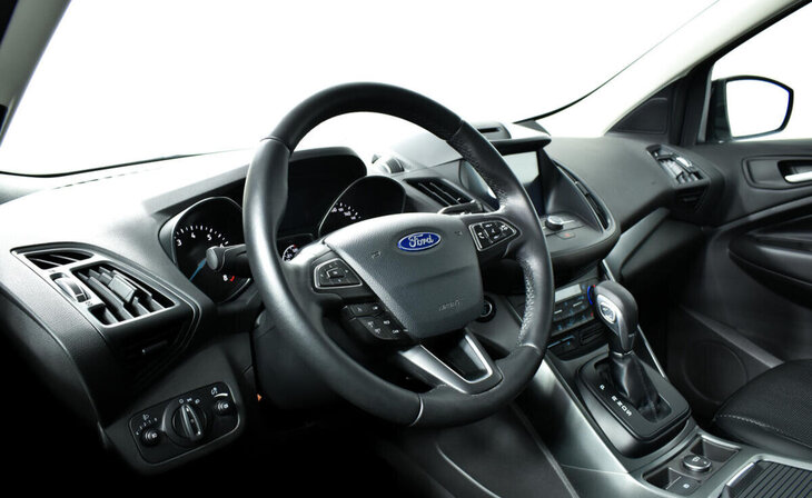 Ford Kuga - Фото 9