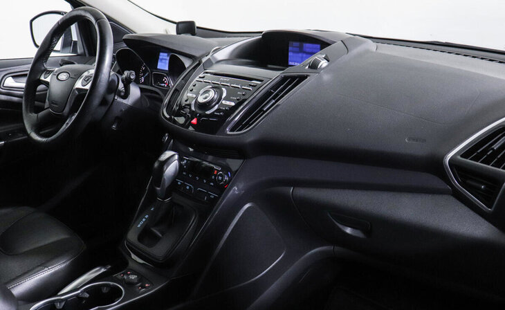 Ford Kuga - Фото 5