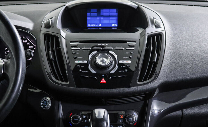 Ford Kuga - Фото 8