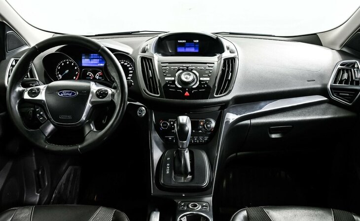 Ford Kuga - Фото 8