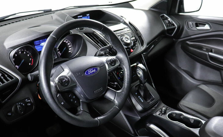 Ford Kuga - Фото 6