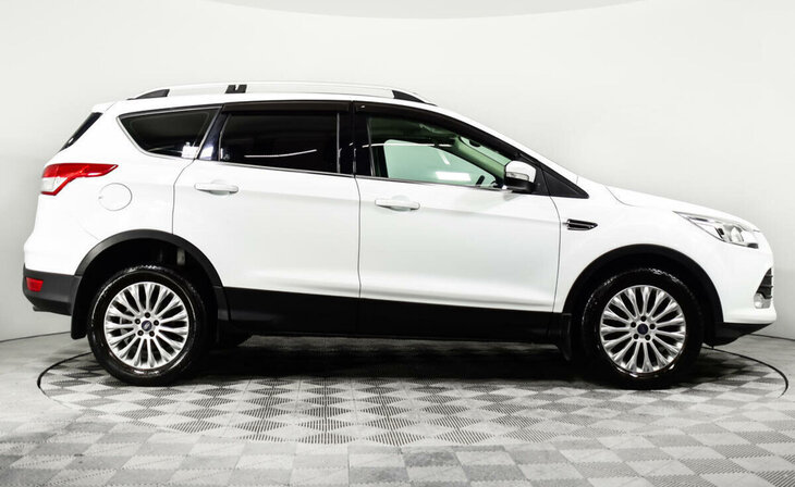 Ford Kuga - Фото 3