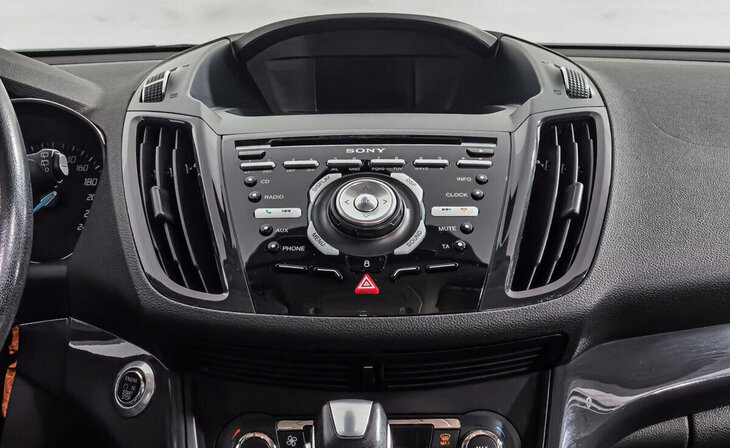 Ford Kuga - Фото 9