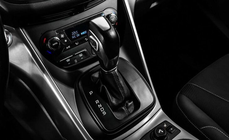 Ford Kuga - Фото 9