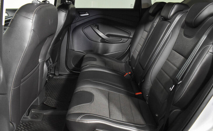 Ford Kuga - Фото 15