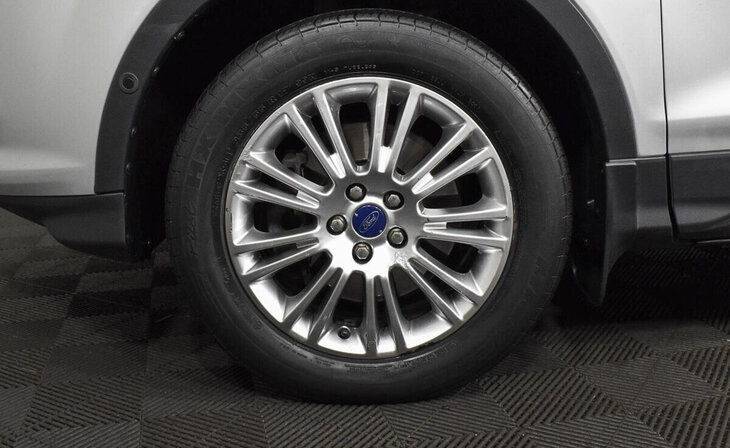 Ford Kuga - Фото 7